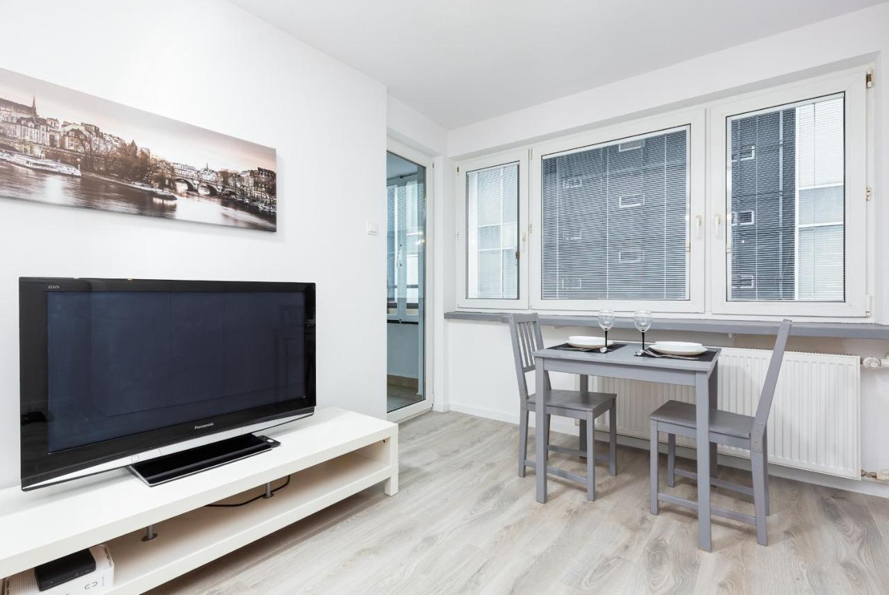 Studio City Center Zlota Street By Renters Варшава Экстерьер фото